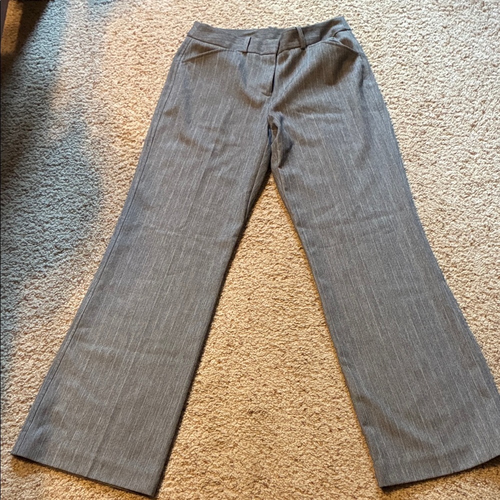 Worthington Classic Gray Modern Fit Pants